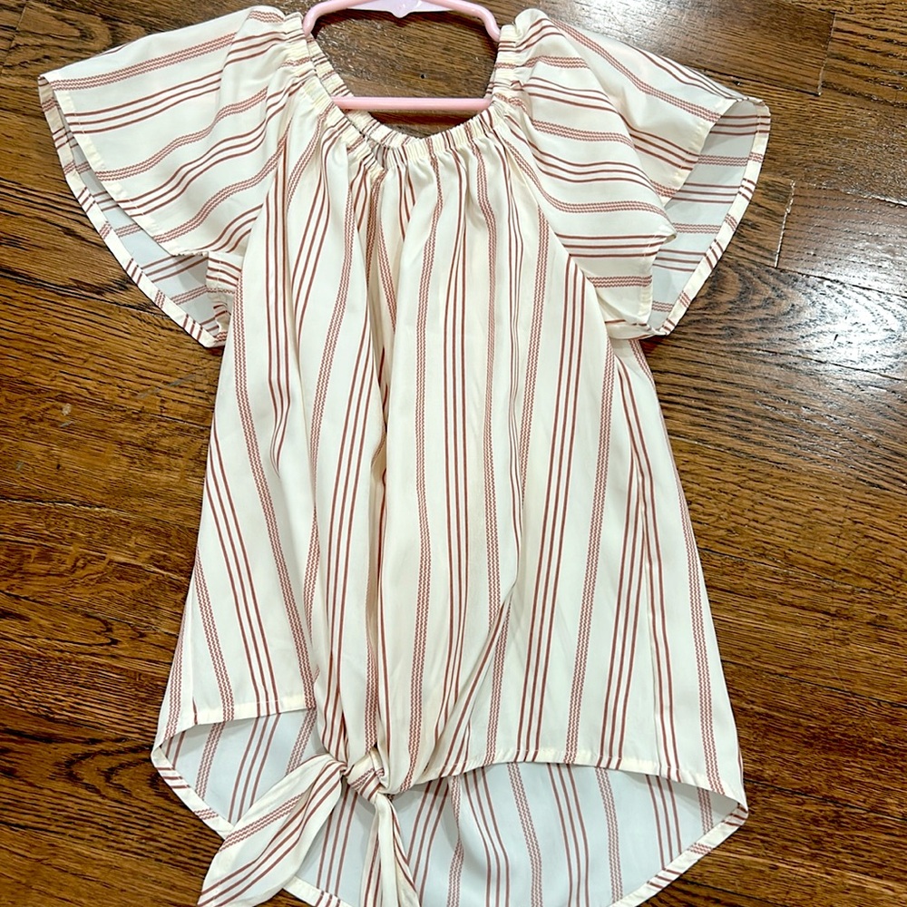 Cute striped blouse girls size
